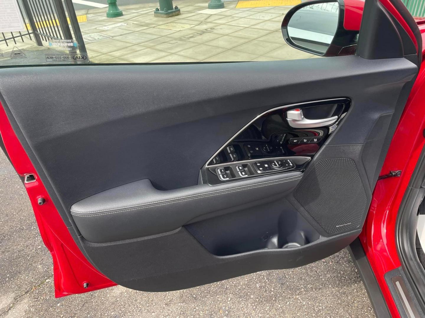 2019 RED /BLACK Kia Niro Plug In Hybrid (KNDCC3LD4K5) , located at 744 E Miner Ave, Stockton, CA, 95202, (209) 944-5770, 37.956863, -121.282082 - Photo#5